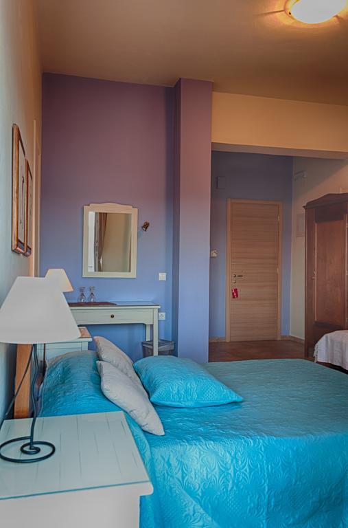 Ostria Apartman Ermúpoli Szoba fotó